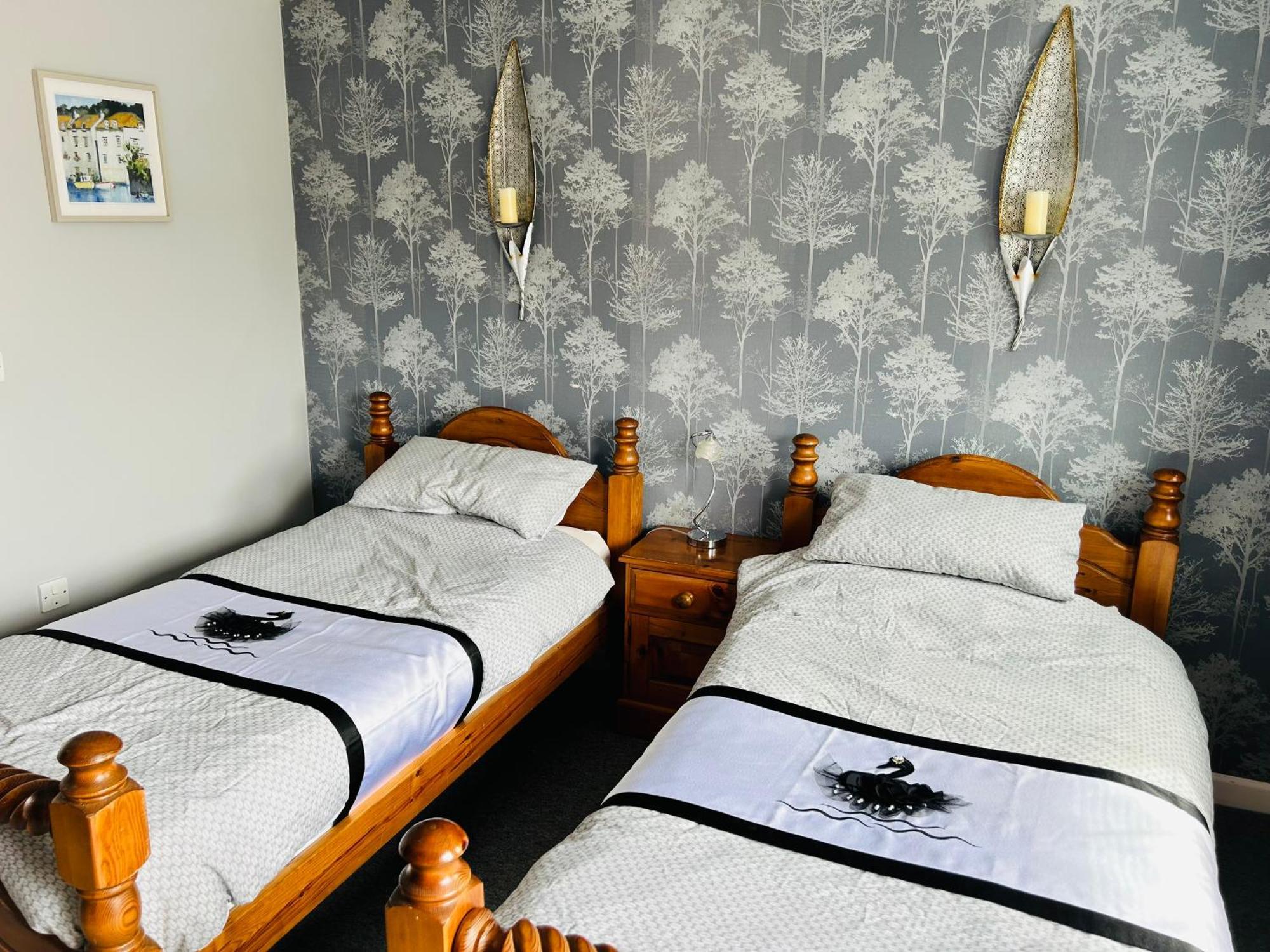 Angel Inn Misson Экстерьер фото